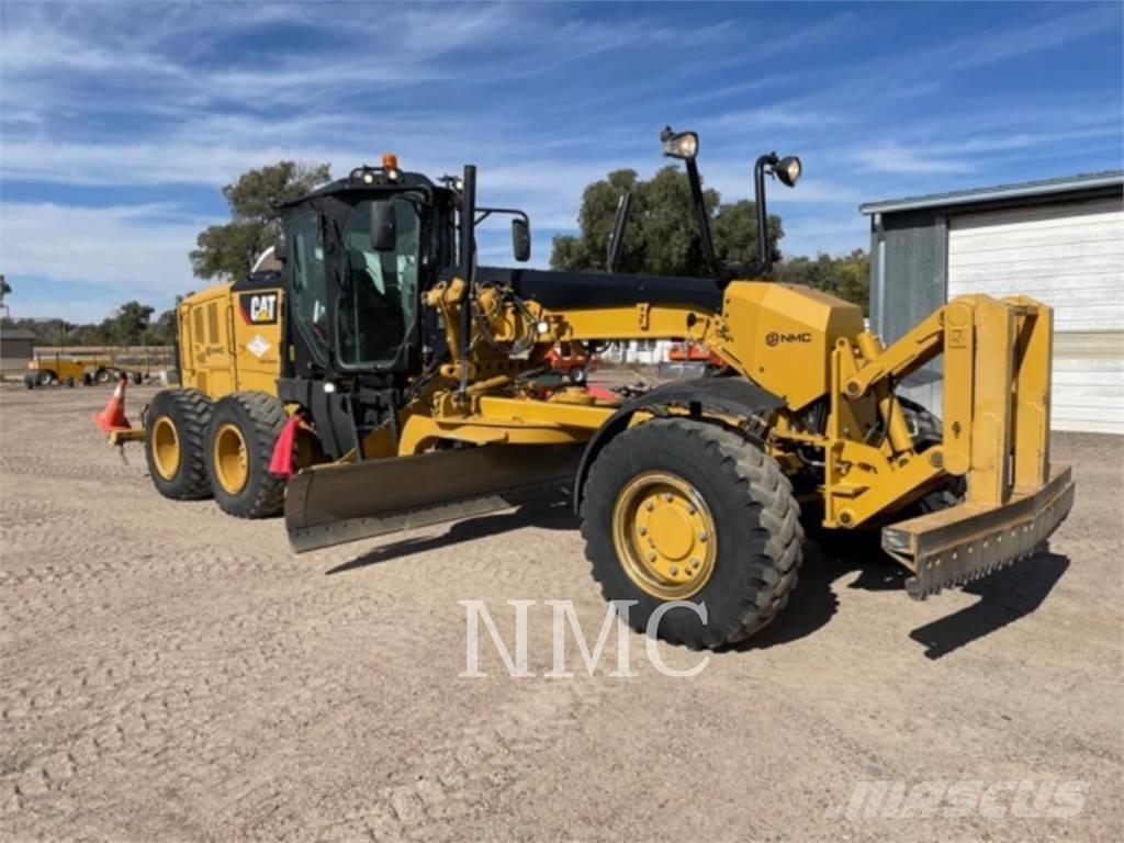 CAT 12M3AWD Motoniveladoras