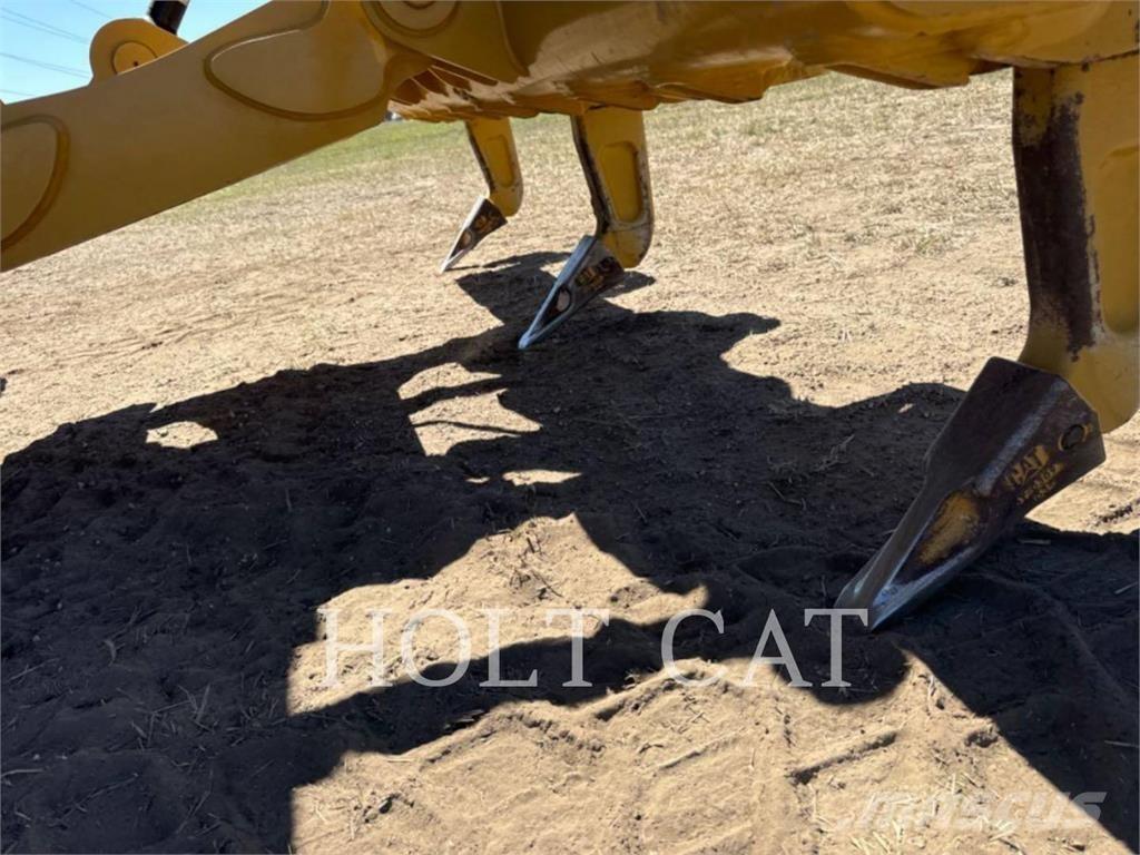 CAT 140 Motoniveladoras