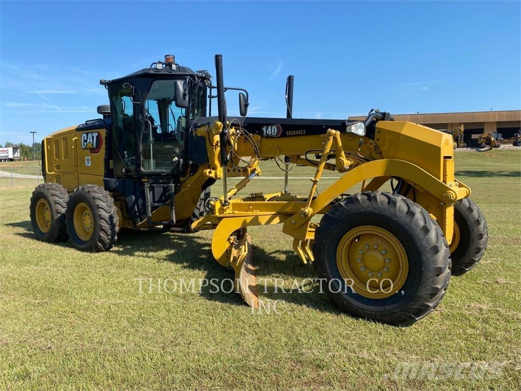 CAT 140 Motoniveladoras