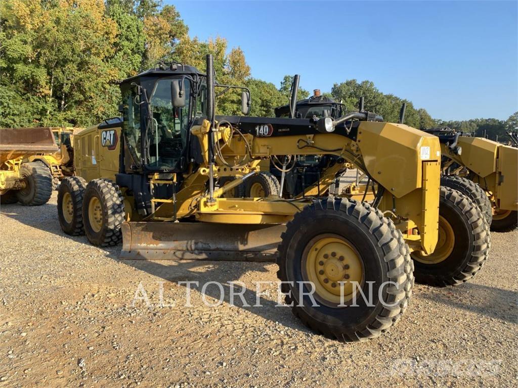 CAT 140 Motoniveladoras