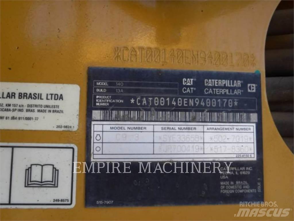 CAT 140-13 Motoniveladoras