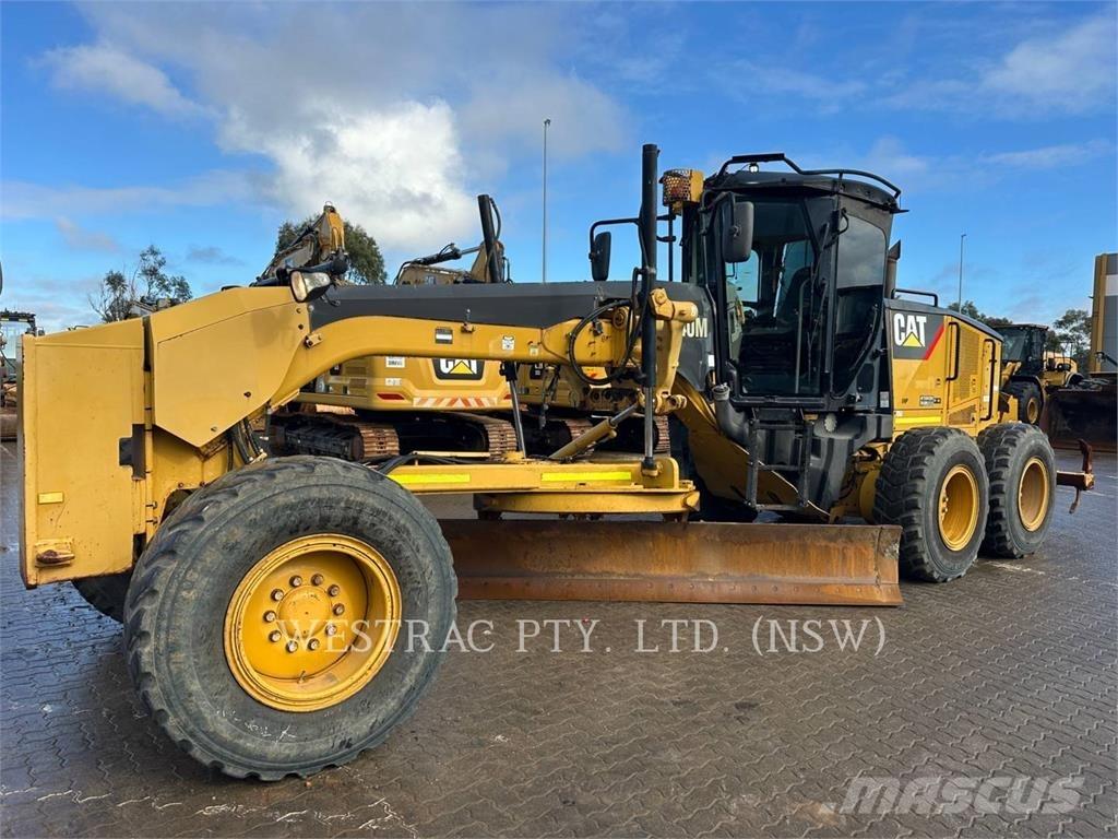 CAT 140M Motoniveladoras