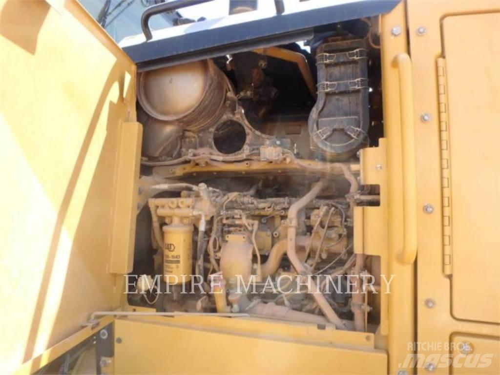 CAT 140M2 Motoniveladoras
