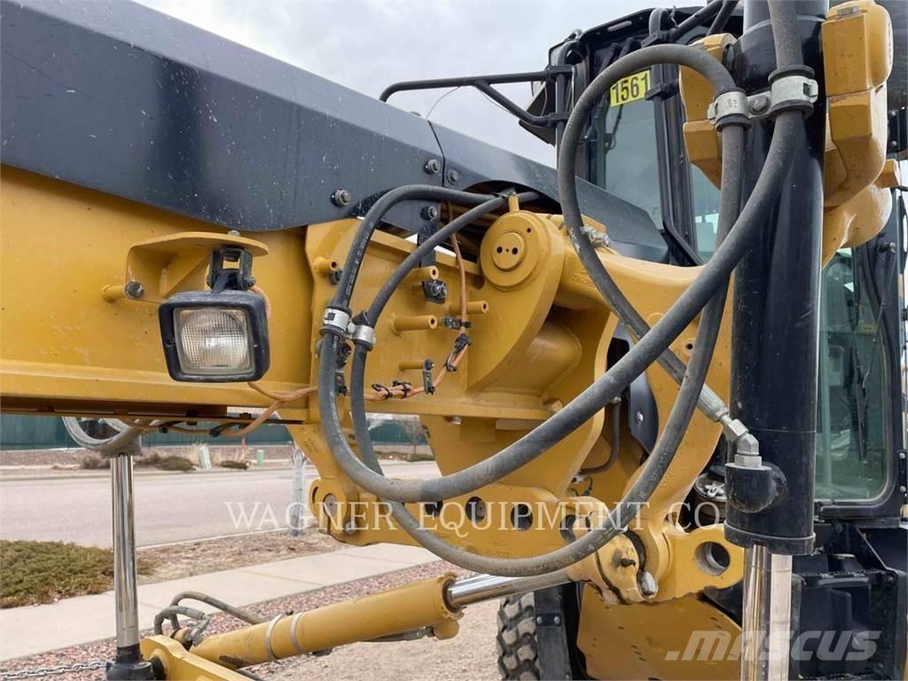 CAT 140M2 Motoniveladoras