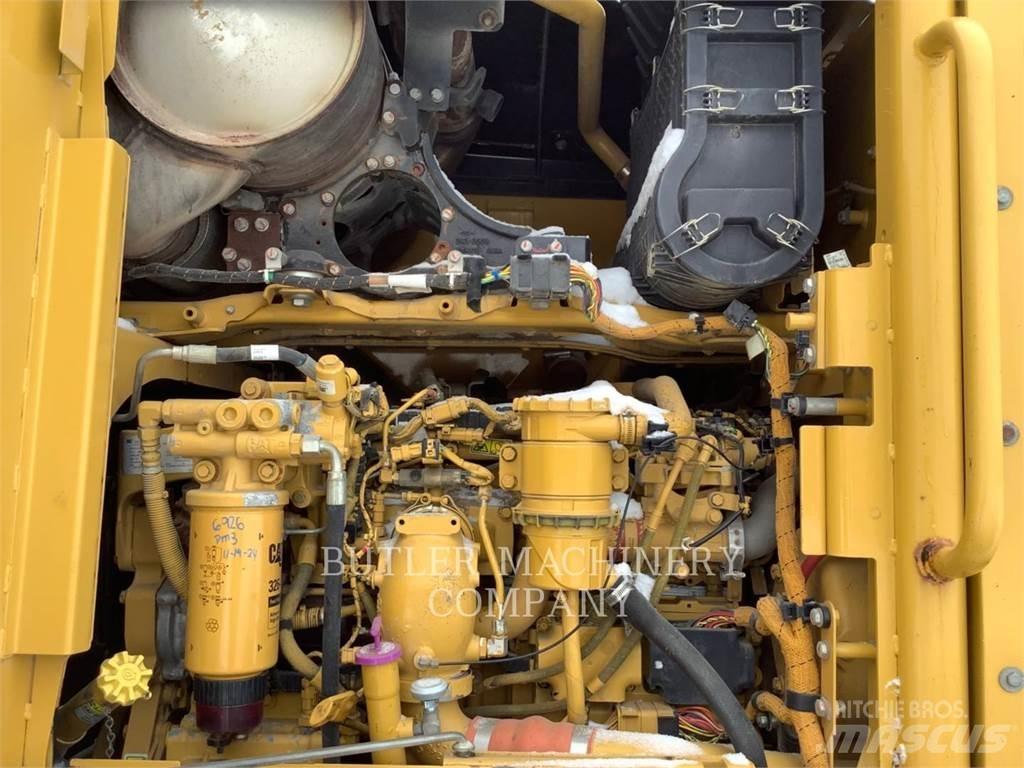 CAT 140M2AWD Motoniveladoras
