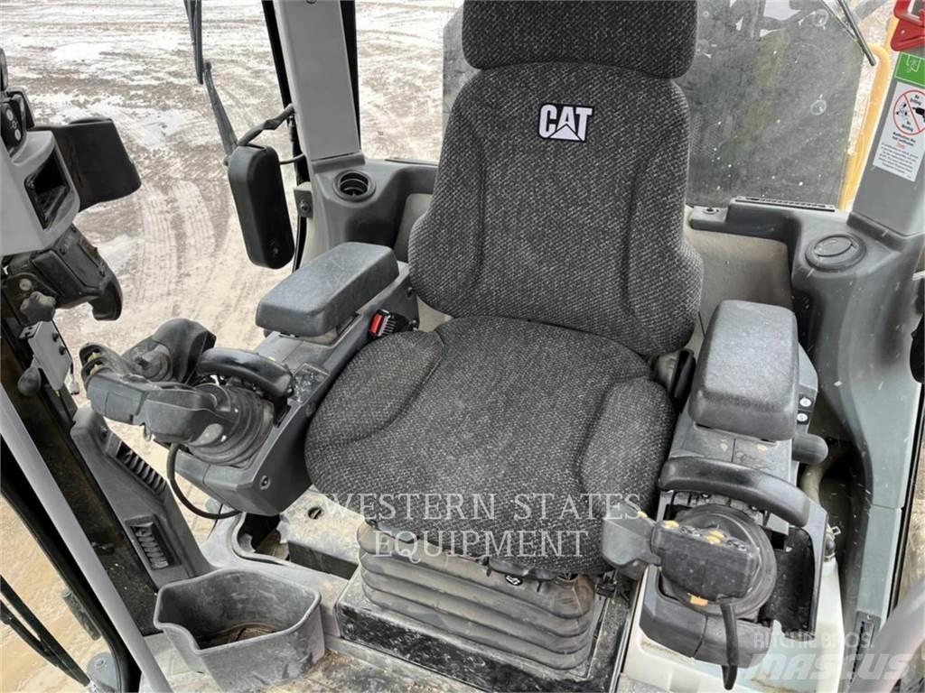 CAT 140M3 Motoniveladoras