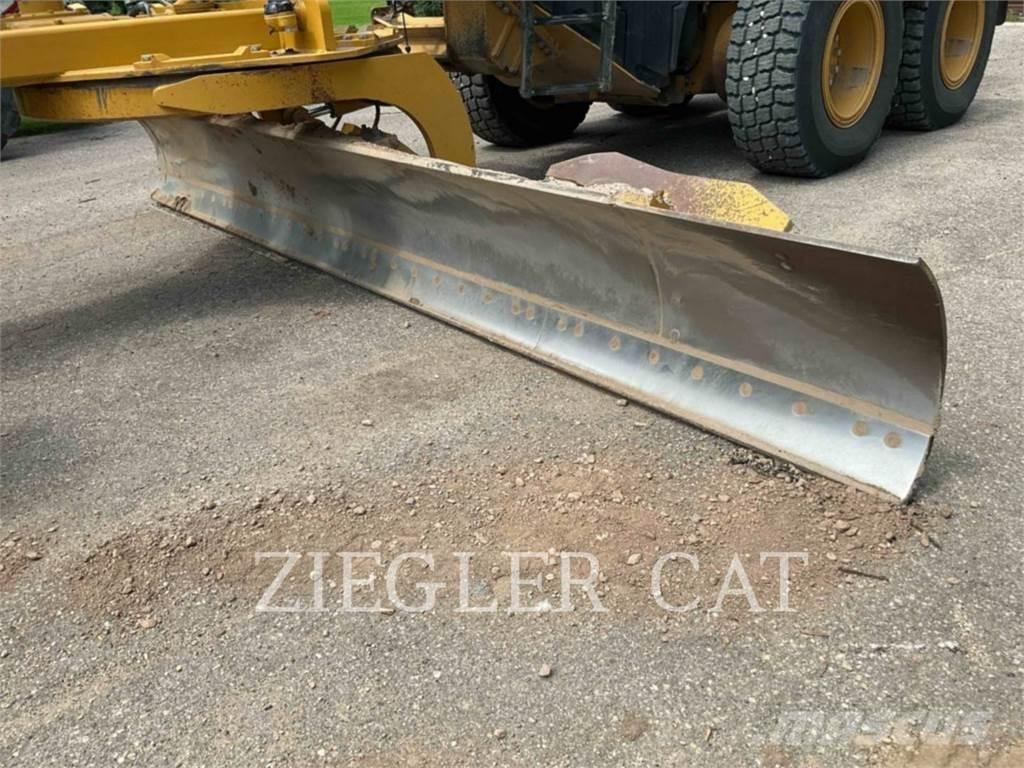 CAT 140M3AWD Motoniveladoras