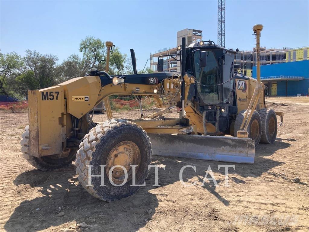 CAT 150-15AWD Motoniveladoras