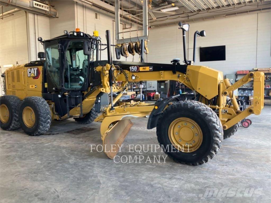 CAT 150-15AWI Motoniveladoras