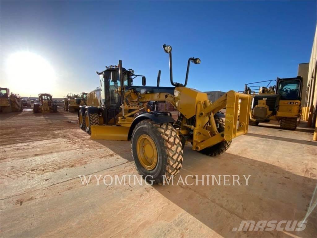 CAT 150 AWD Motoniveladoras