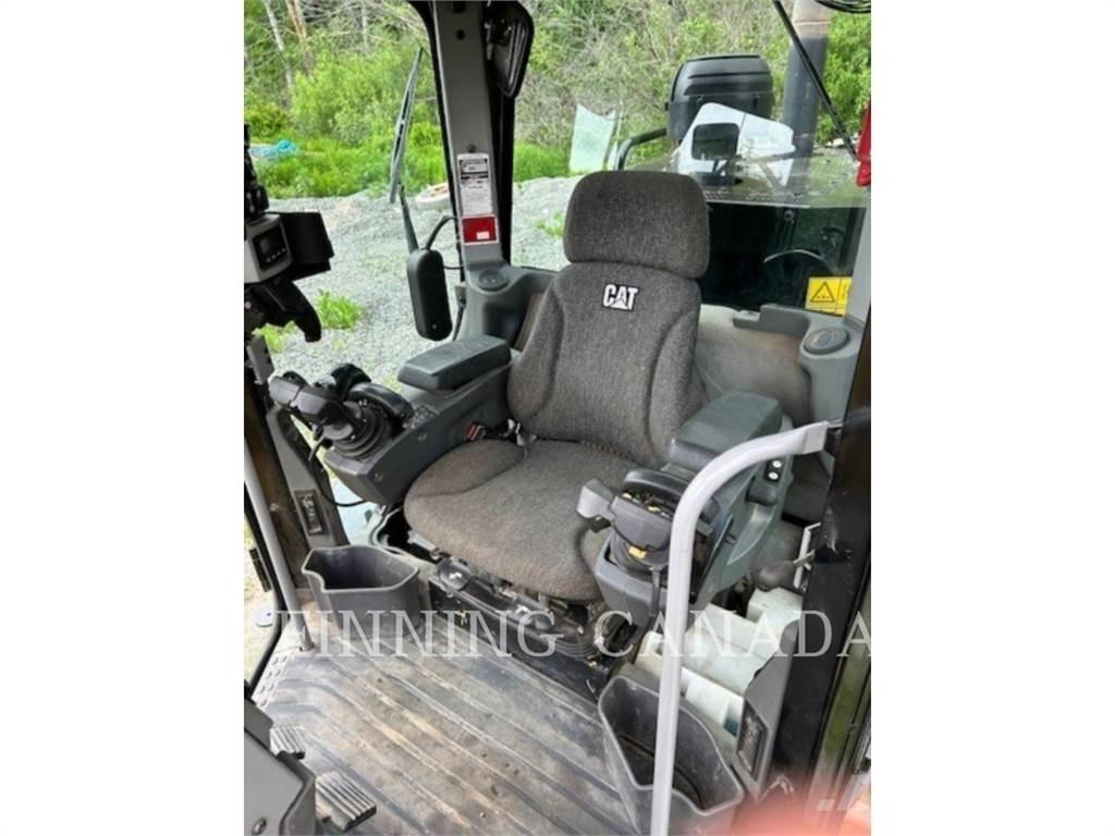 CAT 160M Motoniveladoras
