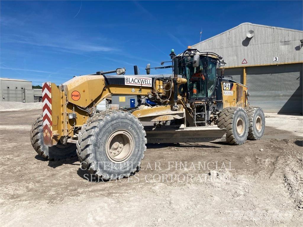 CAT 16M Motoniveladoras