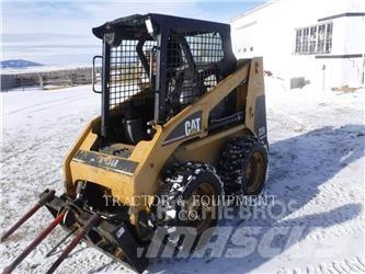 CAT 226 Minicarregadeiras