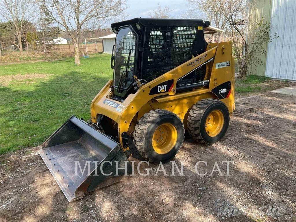 CAT 226B3 C Minicarregadeiras