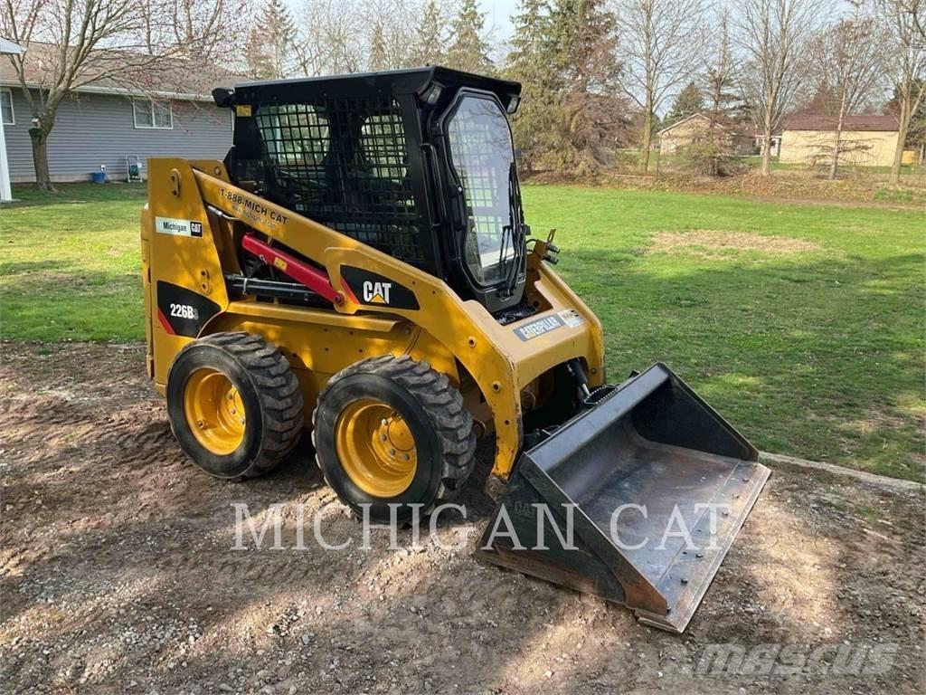 CAT 226B3 C Minicarregadeiras