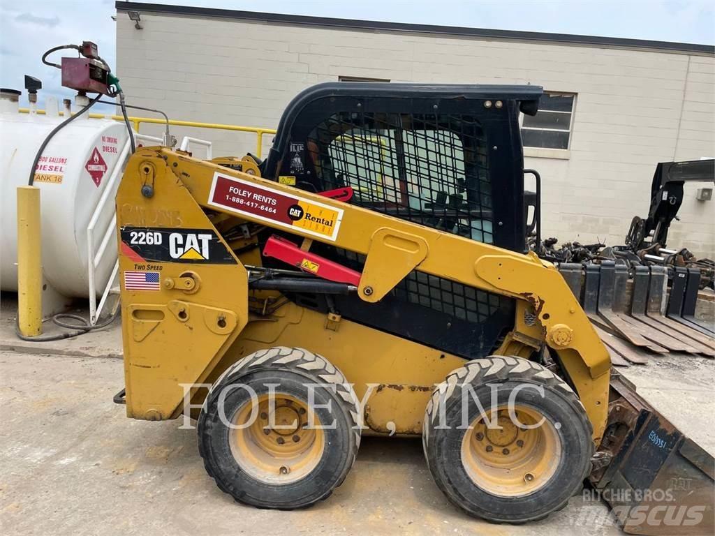 CAT 226D Minicarregadeiras