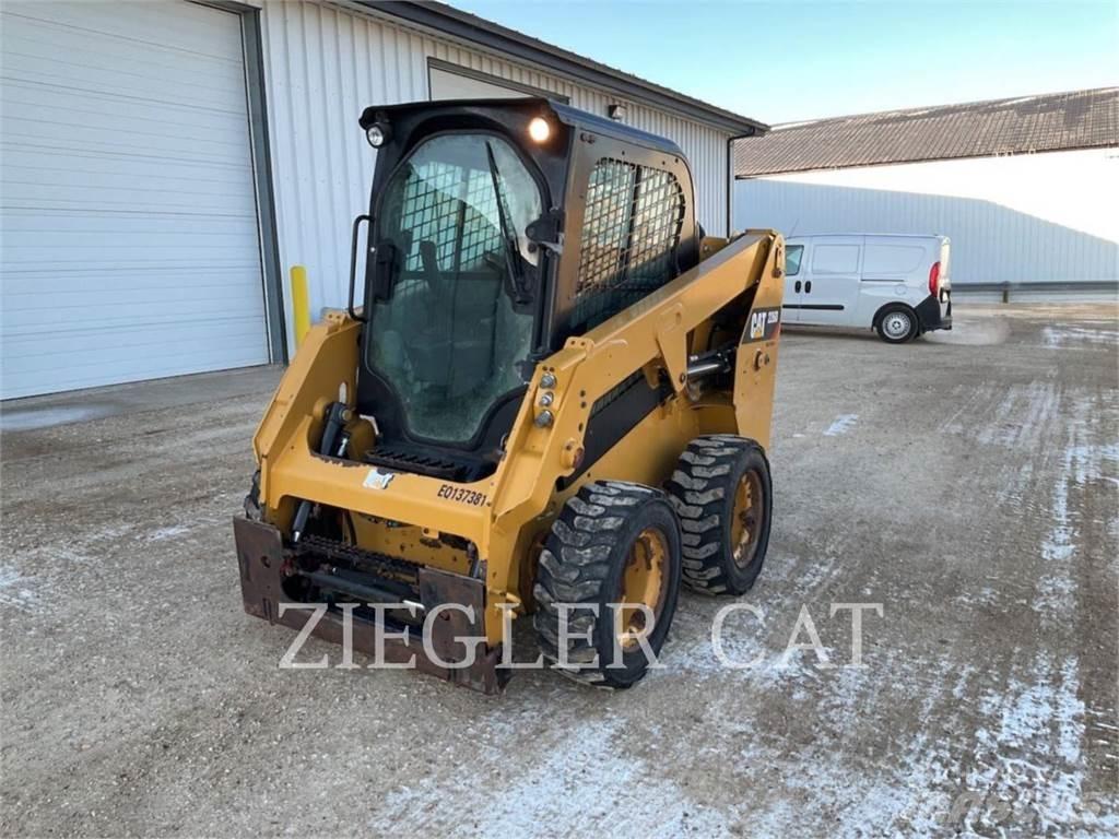 CAT 226D Minicarregadeiras