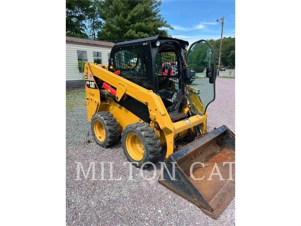 CAT 226D Minicarregadeiras