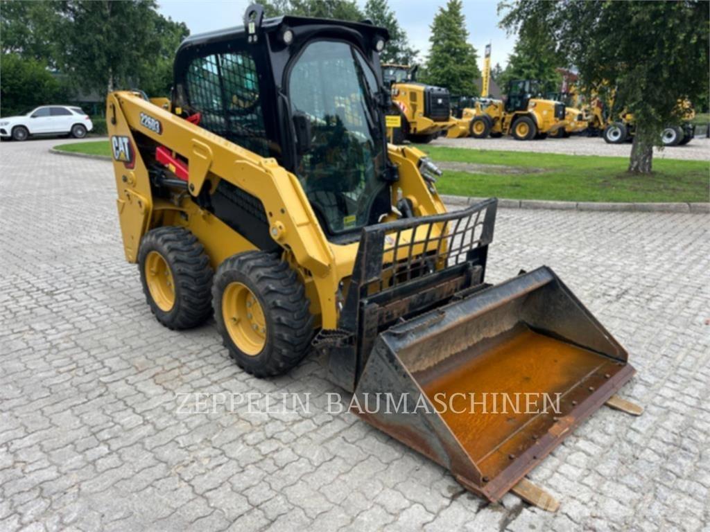 CAT 226D Minicarregadeiras