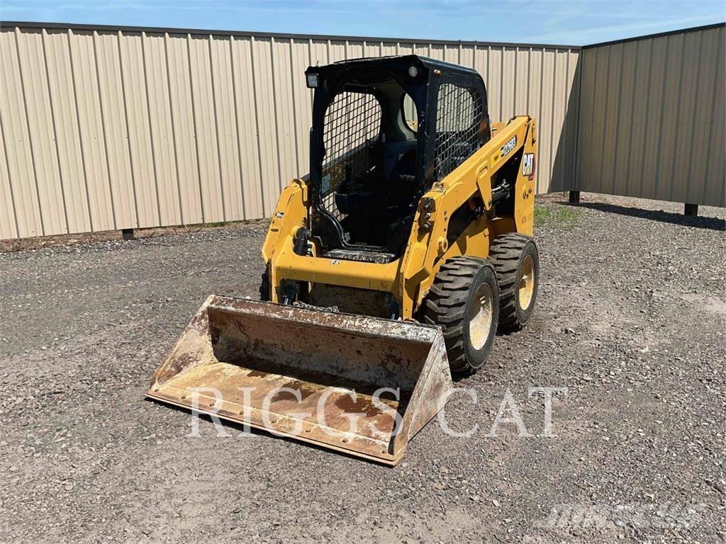 CAT 226D Minicarregadeiras