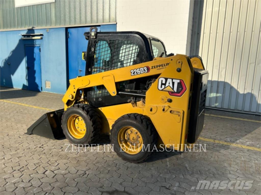 CAT 226D Minicarregadeiras