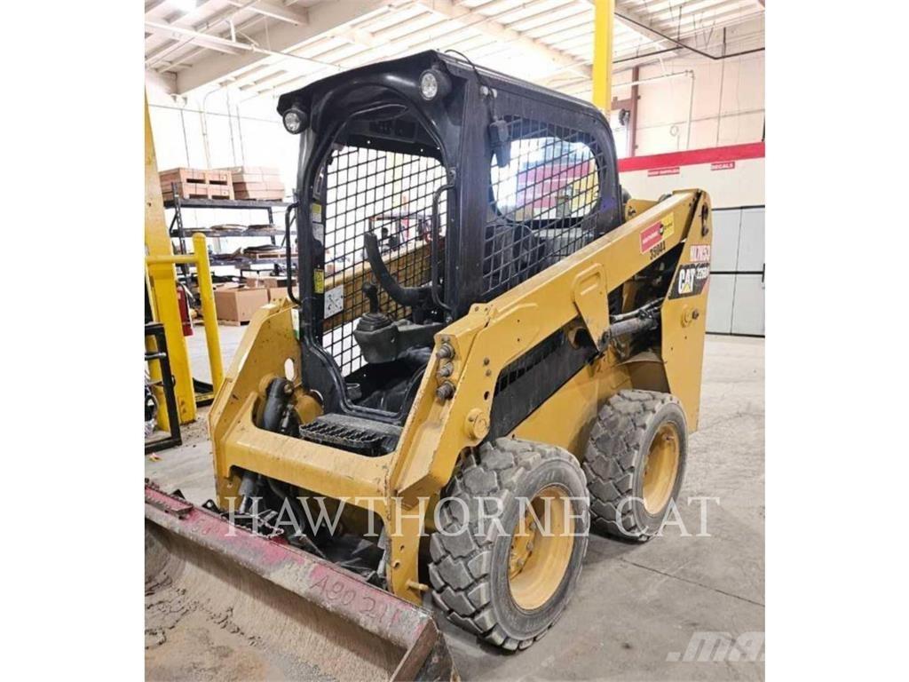 CAT 226D Minicarregadeiras