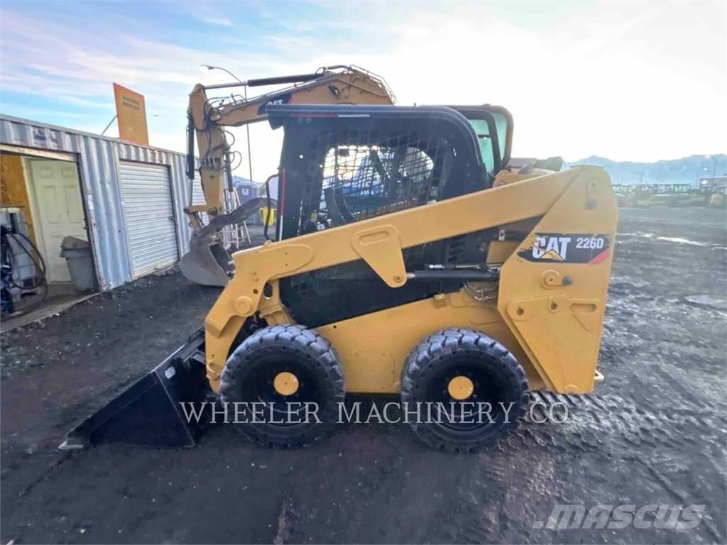 CAT 226D C1-H2 Minicarregadeiras