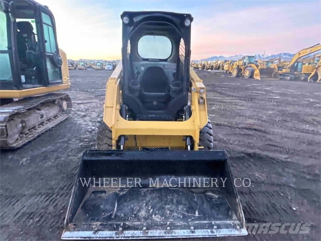 CAT 226D C1-H2 Minicarregadeiras