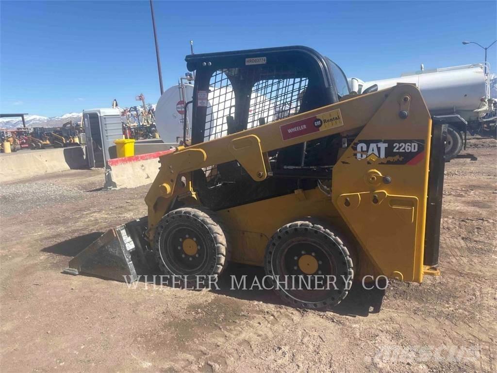 CAT 226D C1-H2 Minicarregadeiras