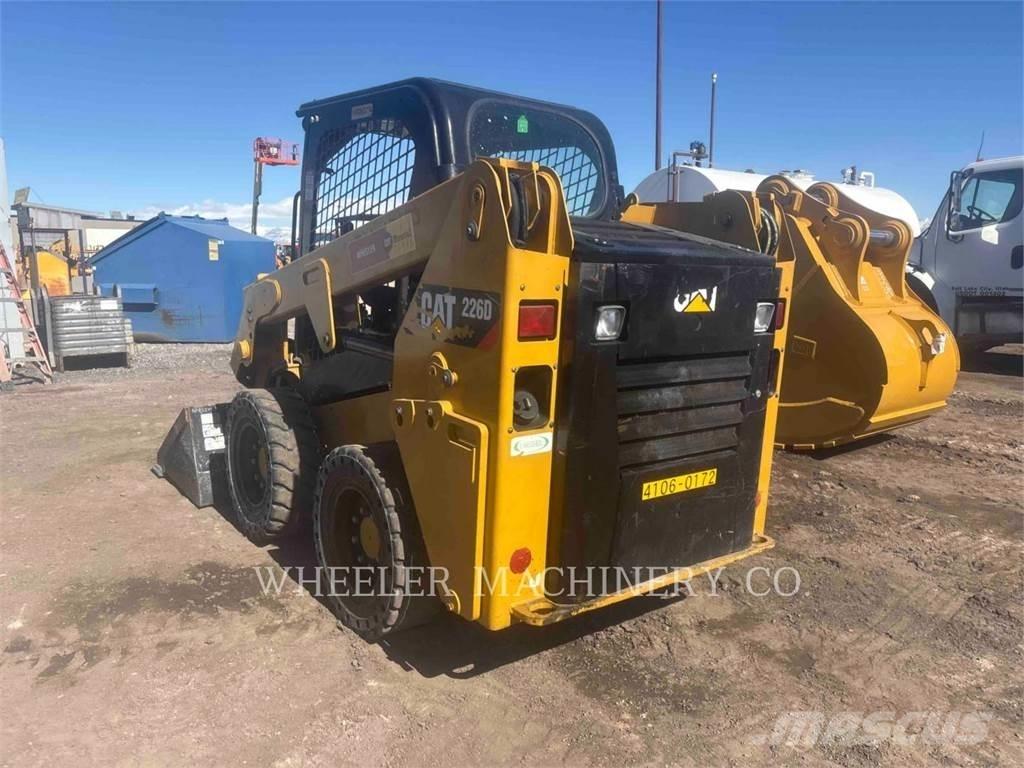 CAT 226D C1-H2 Minicarregadeiras