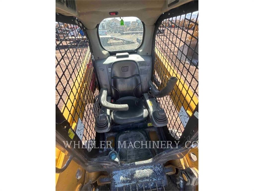 CAT 226D C1-H2 Minicarregadeiras