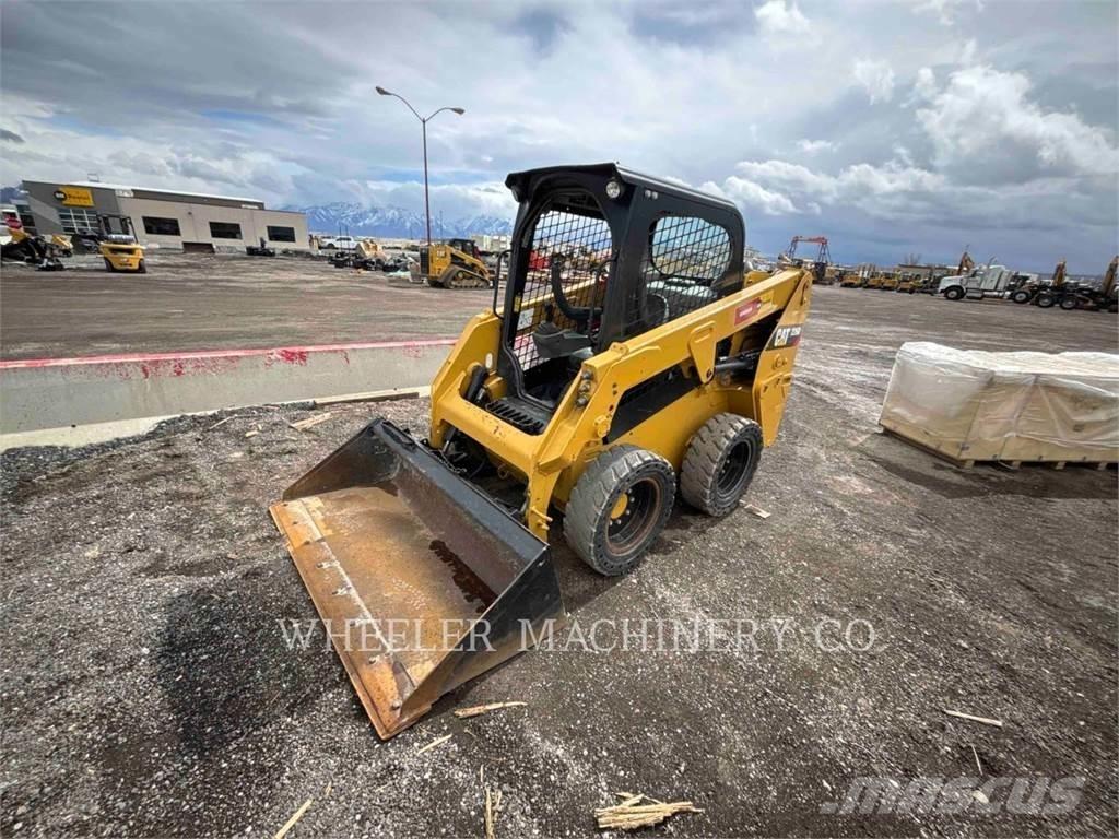 CAT 226D C1-H2 Minicarregadeiras