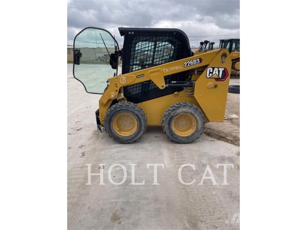 CAT 226D CAB Minicarregadeiras