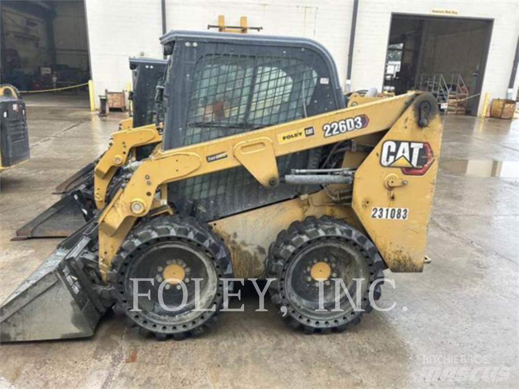 CAT 226D3 Minicarregadeiras