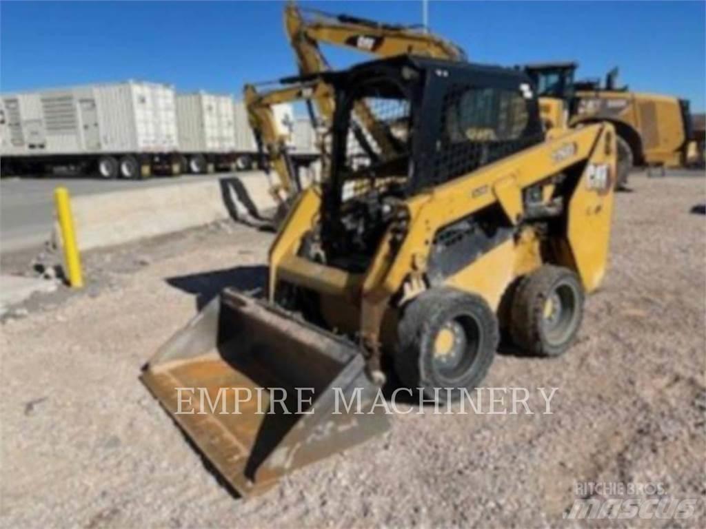 CAT 226D3 Minicarregadeiras