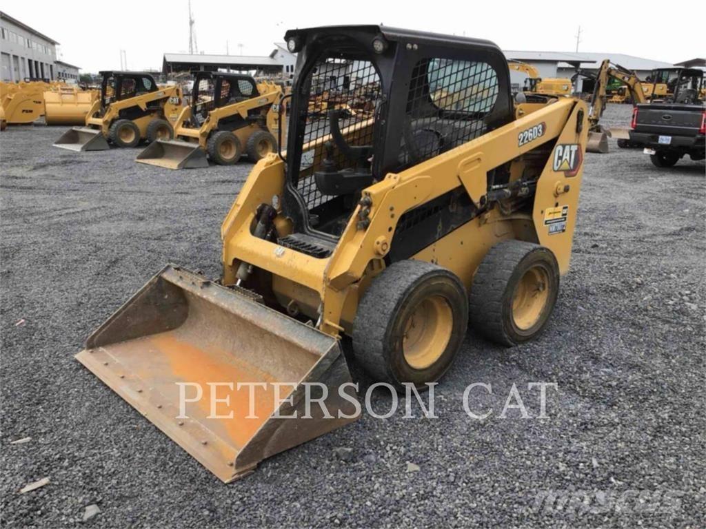 CAT 226D3 Minicarregadeiras
