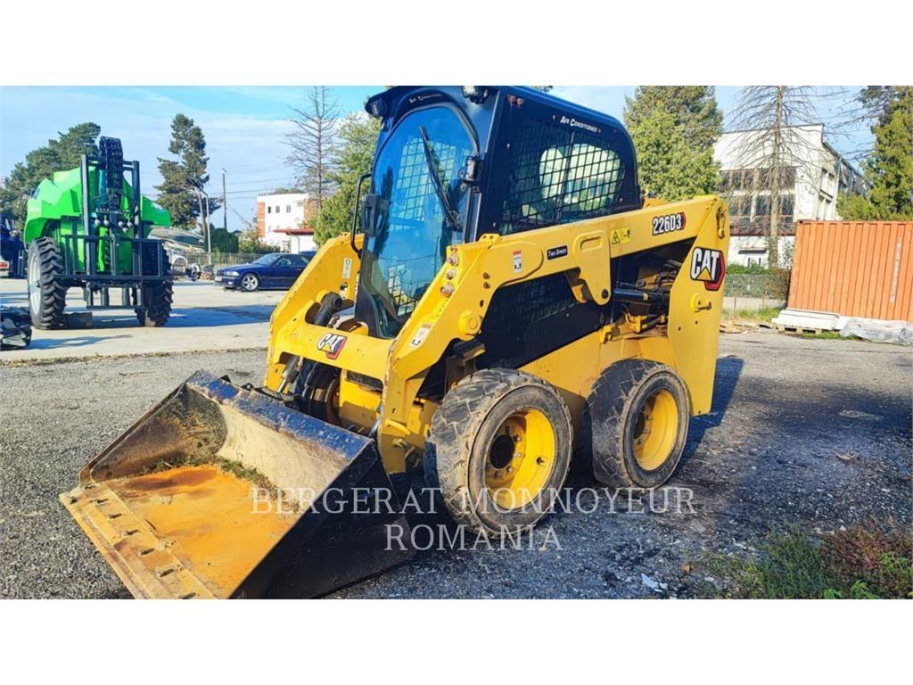 CAT 226D3 Minicarregadeiras