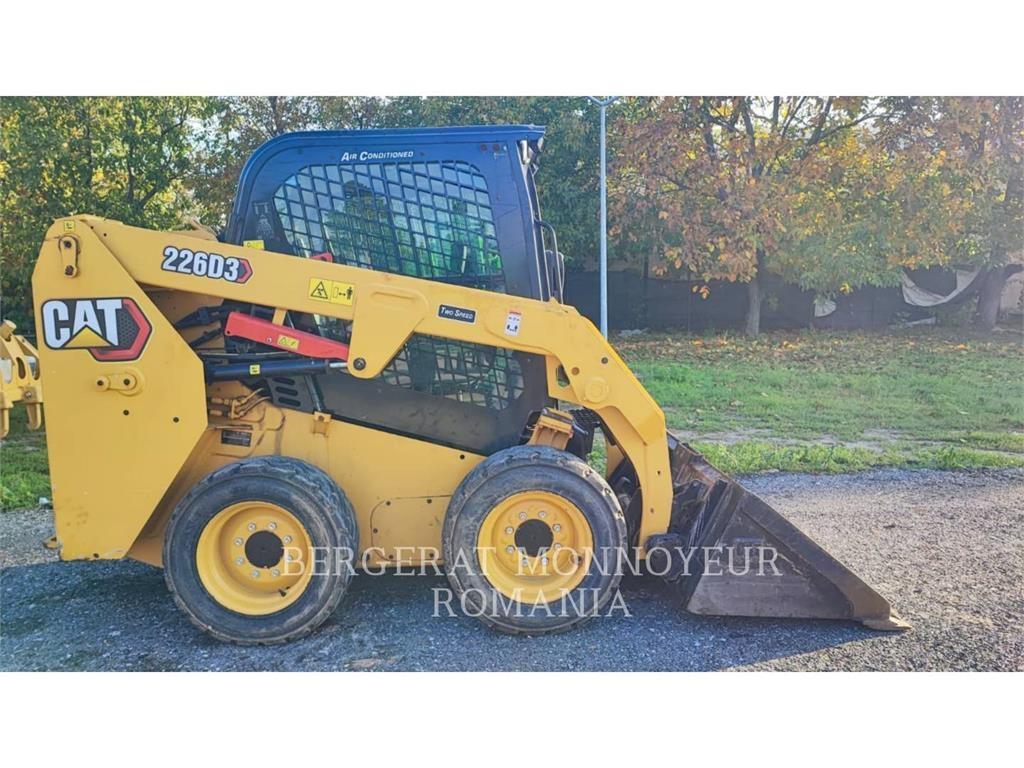 CAT 226D3 Minicarregadeiras