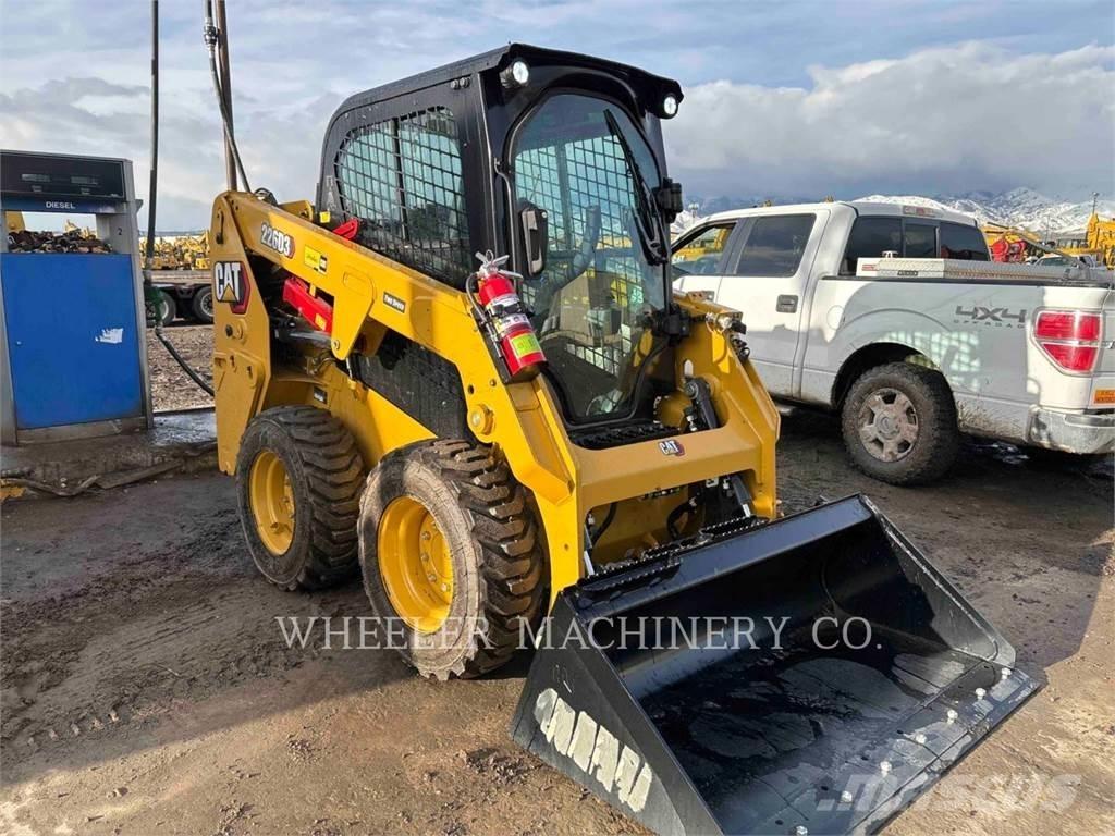 CAT 226D3 C3H2 Minicarregadeiras