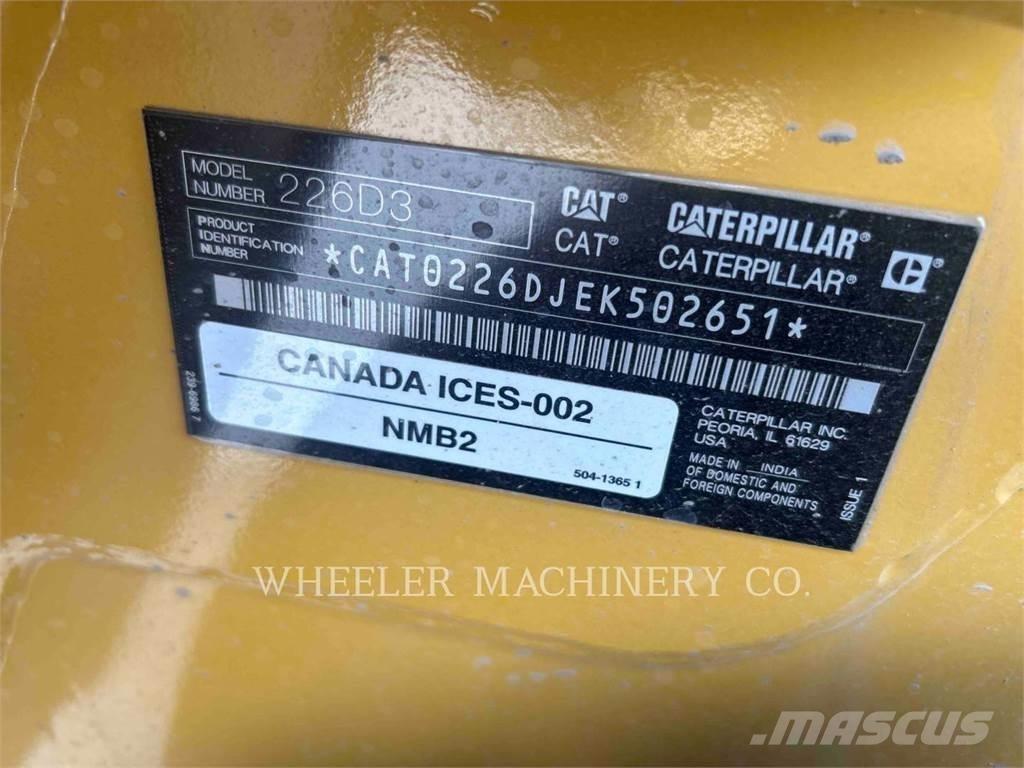 CAT 226D3 C3H2 Minicarregadeiras