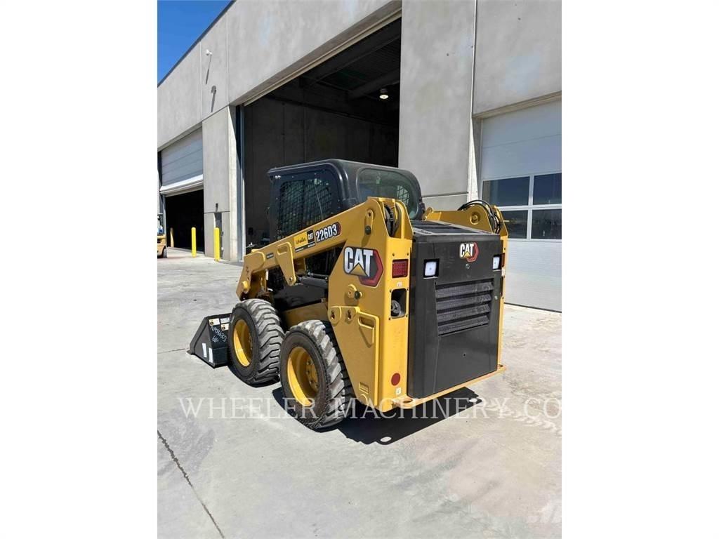 CAT 226D3 C3H2 Minicarregadeiras