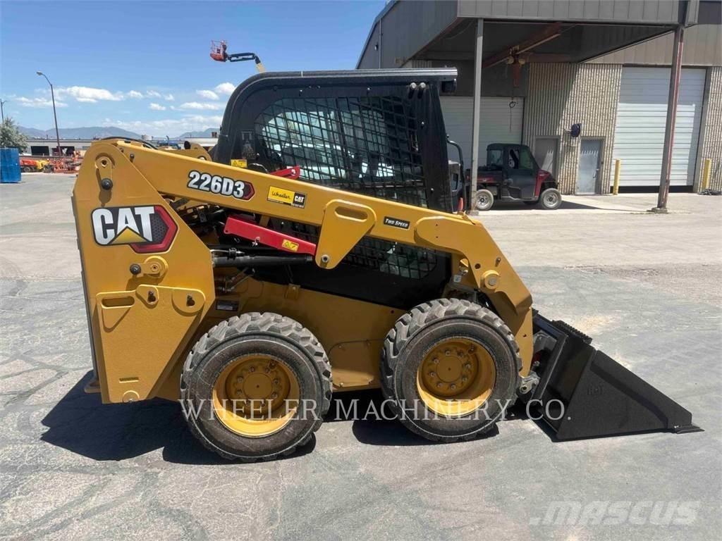 CAT 226D3 C3H2 Minicarregadeiras