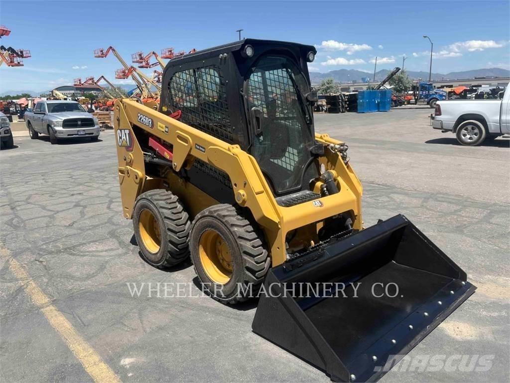 CAT 226D3 C3H2 Minicarregadeiras