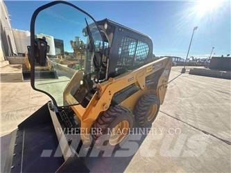 CAT 226D3 C3H2 Minicarregadeiras