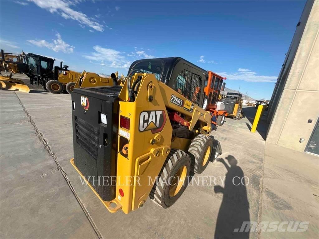 CAT 226D3 C3H2 Minicarregadeiras
