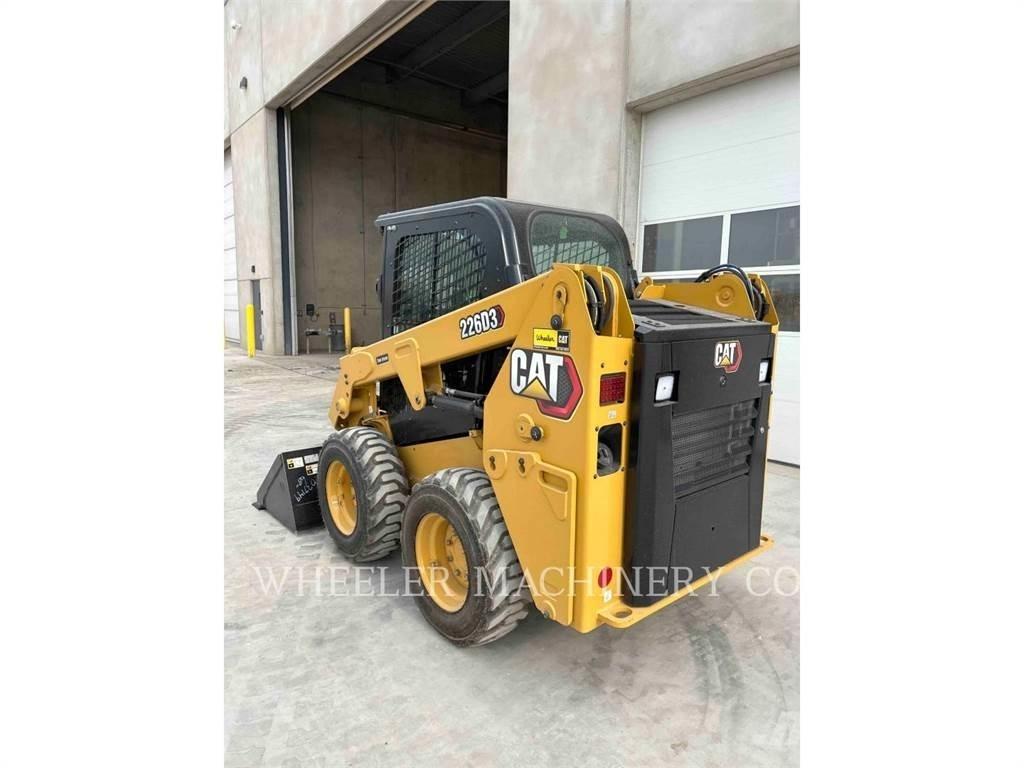 CAT 226D3 C3H2 Minicarregadeiras