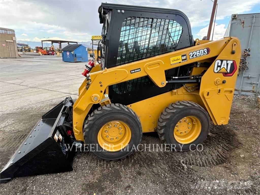 CAT 226D3 C3H2 Minicarregadeiras