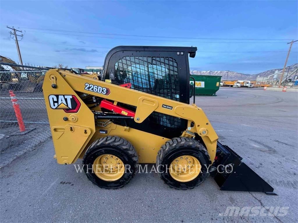 CAT 226D3 C3H2 Minicarregadeiras