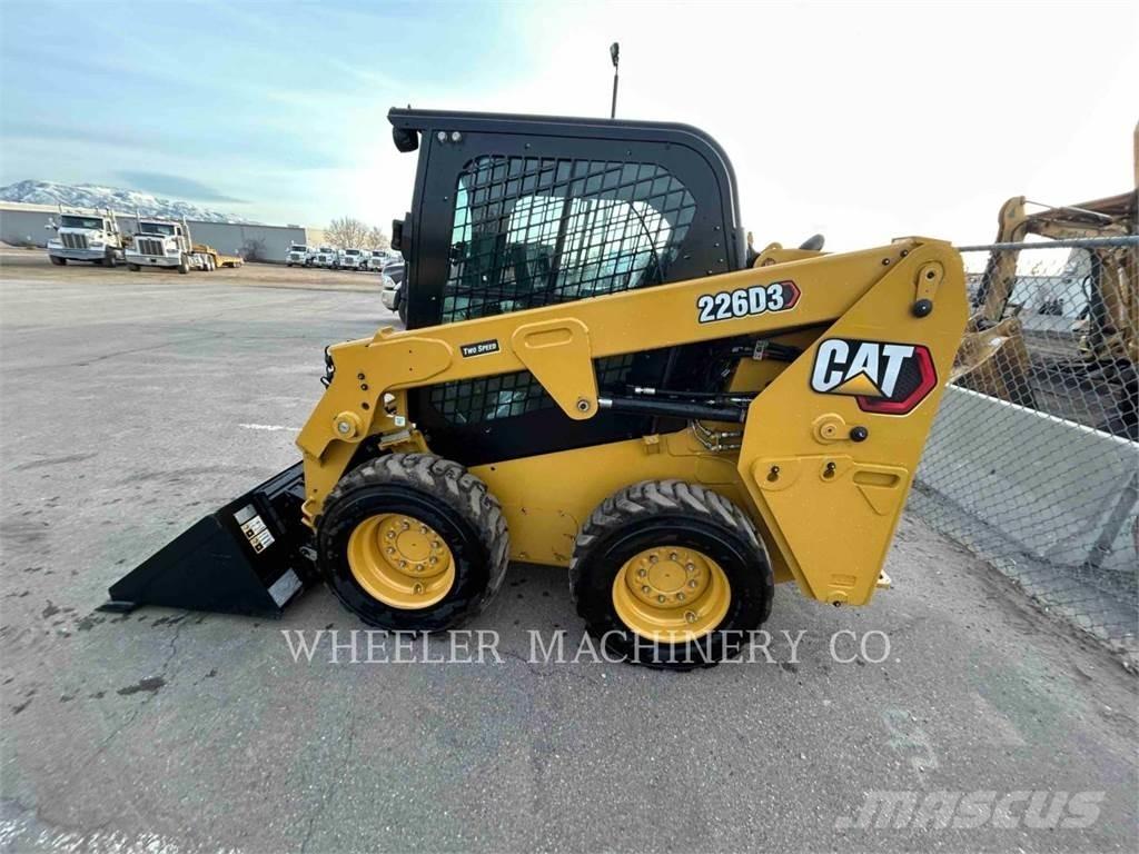 CAT 226D3 C3H2 Minicarregadeiras