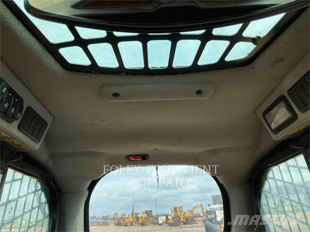 CAT 226D3STD1C Minicarregadeiras